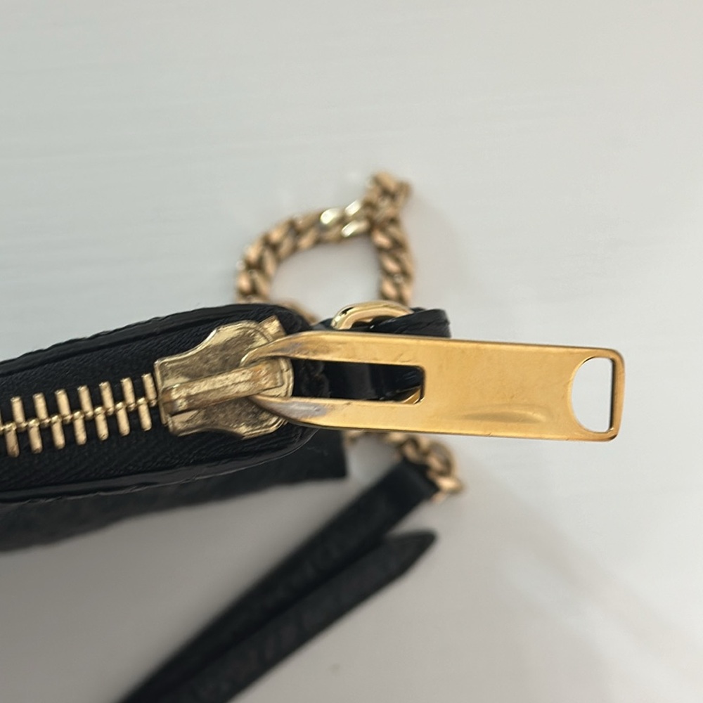 BURBERRY Signature Grain Calfskin Check Embossed Peyton Crossbody Clutch Bag - Picture 10 of 11